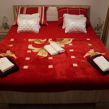 Deluxe Apartment Manuela With Balcony Top Center Split Ngoại thất bức ảnh
