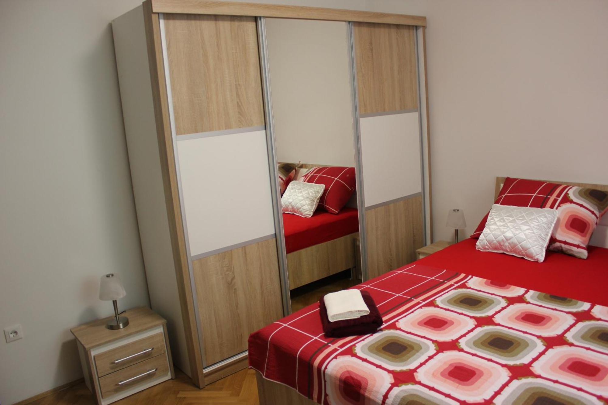 Deluxe Apartment Manuela With Balcony Top Center Split Ngoại thất bức ảnh