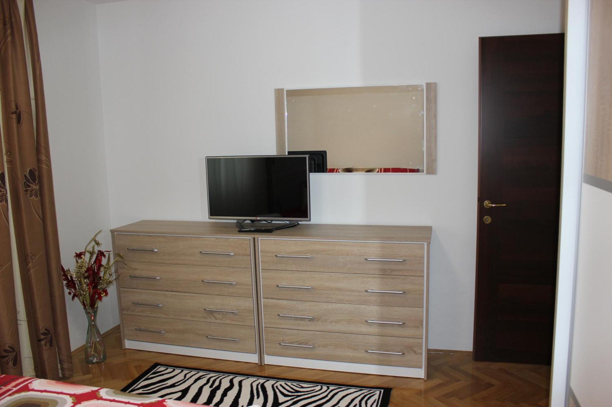 Deluxe Apartment Manuela With Balcony Top Center Split Ngoại thất bức ảnh