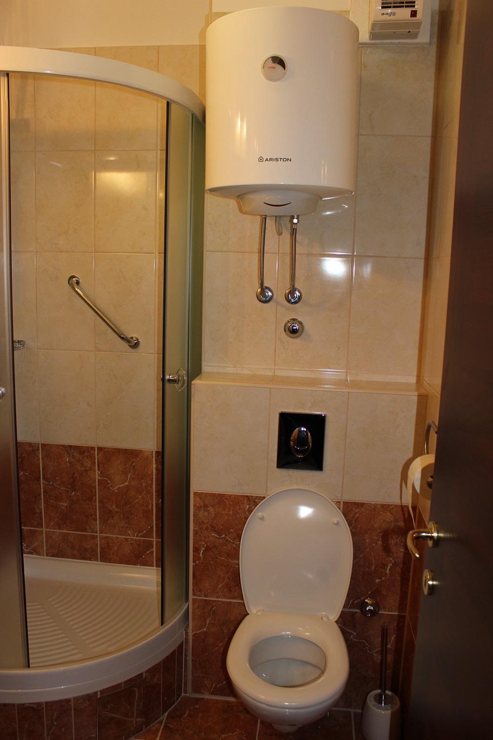 Deluxe Apartment Manuela With Balcony Top Center Split Ngoại thất bức ảnh