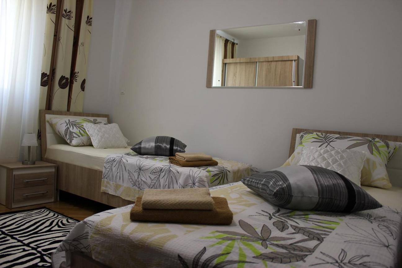 Deluxe Apartment Manuela With Balcony Top Center Split Ngoại thất bức ảnh