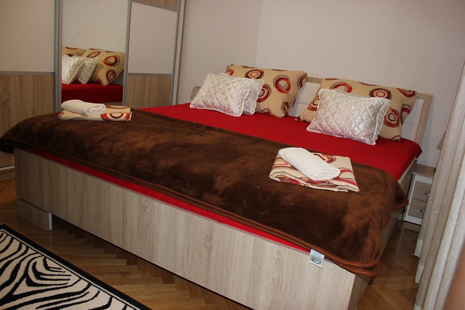 Deluxe Apartment Manuela With Balcony Top Center Split Ngoại thất bức ảnh