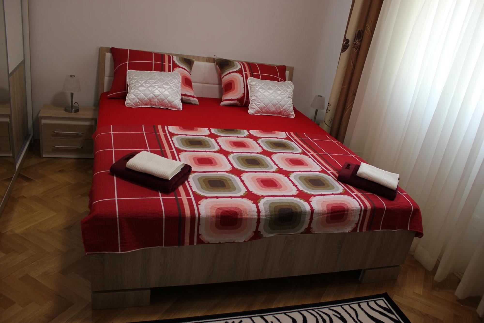 Deluxe Apartment Manuela With Balcony Top Center Split Ngoại thất bức ảnh